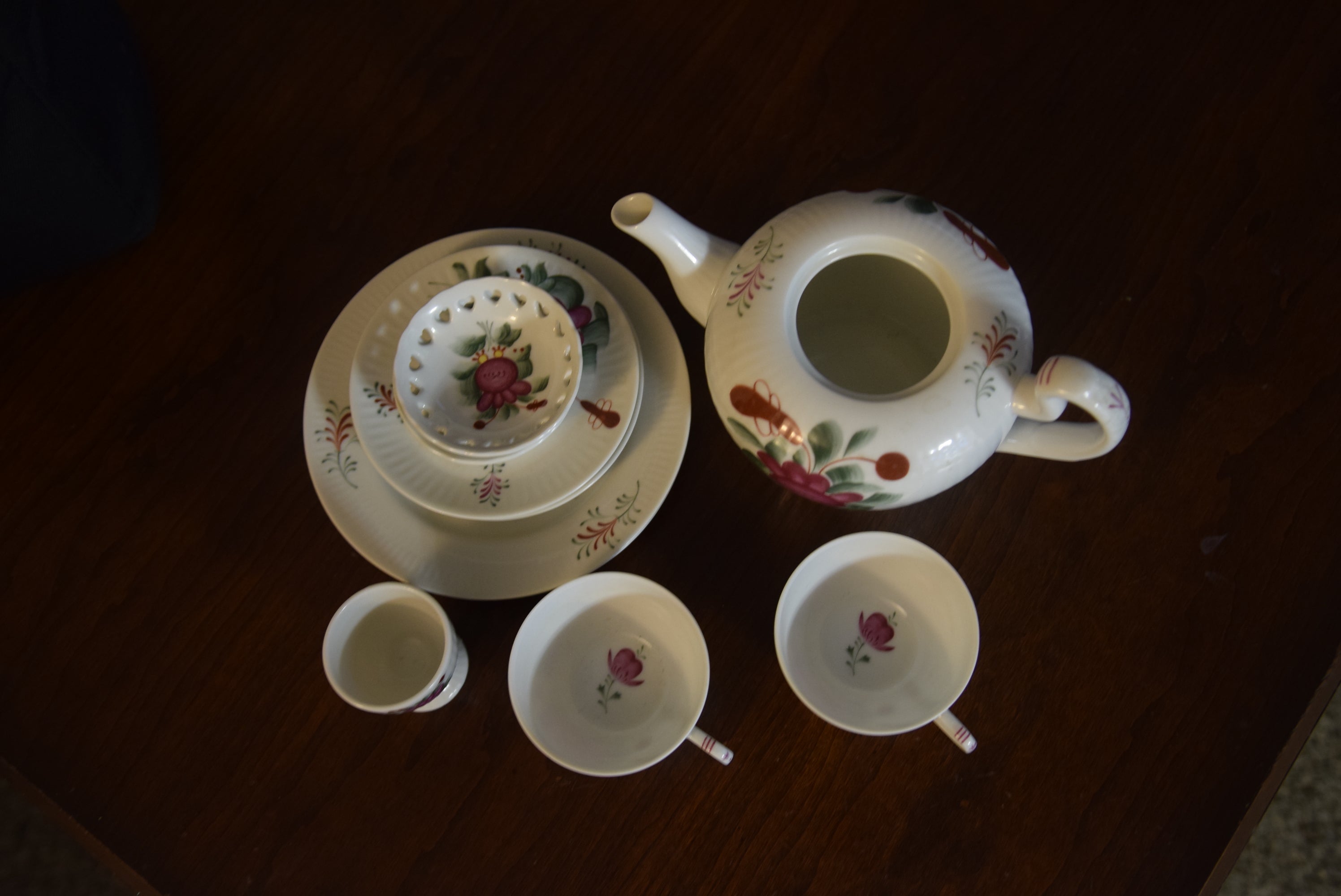 Ostfriesland Tea Set